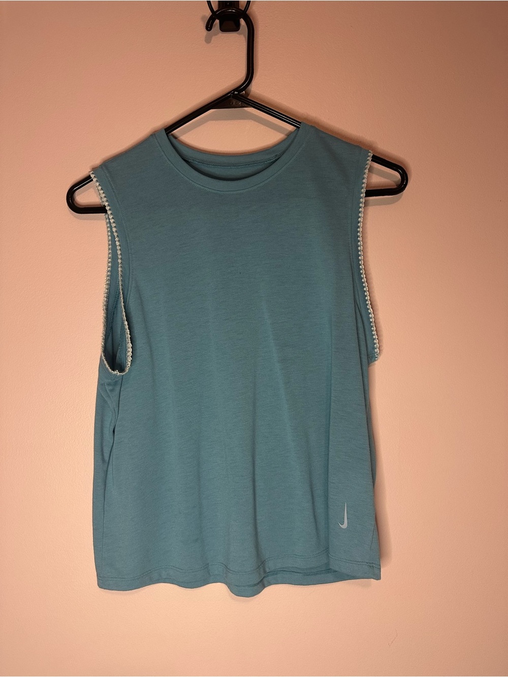 Nike Women’s Sleeveless Tank Top in Teal Blue